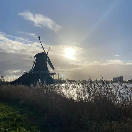 Casa vacanze Heerlijke Stadswoning Aan Water